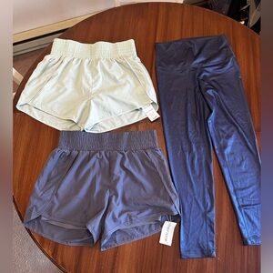 Athletic Bottoms Bundle - Medium AE Leggings and 2 Pair of Rosvigor Med Shorts